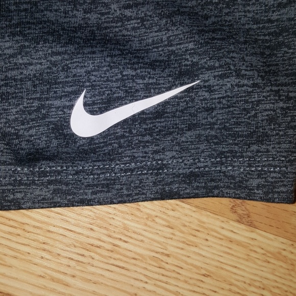 Nike dry fit shirt - Picture 4 of 6